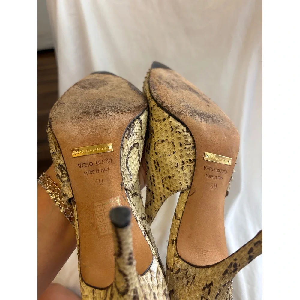 Dolce & Gabbana Snakeskin Slingback Pumps Python Print Pointed Toe Gold Heels 39